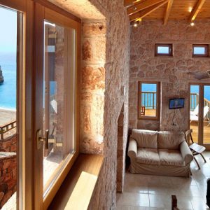 Gaia Villas Up to 7 guests