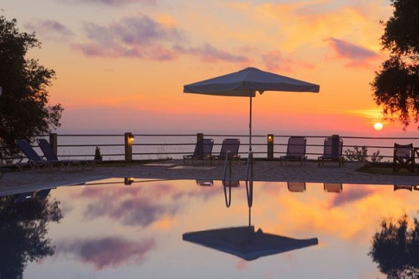 Olympus complex 4-10 guests at the villa - Image 2