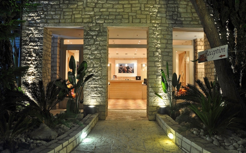 RONDA HOTEL - Image 4