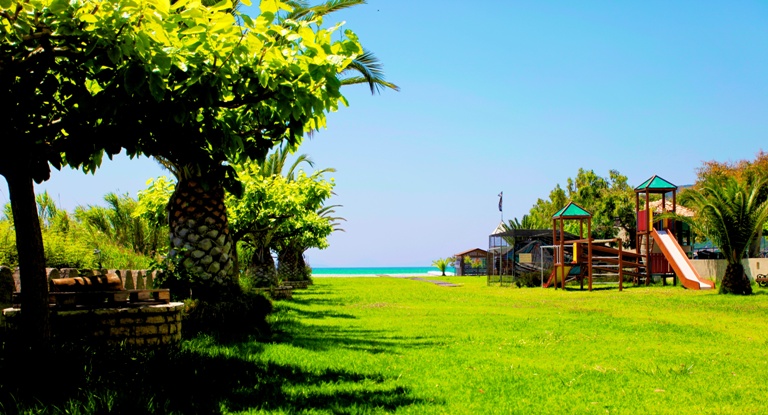 Aperion Hotel - Image 2