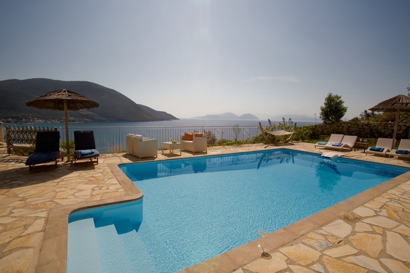 Irini Villas Up to 8 guests in the villa