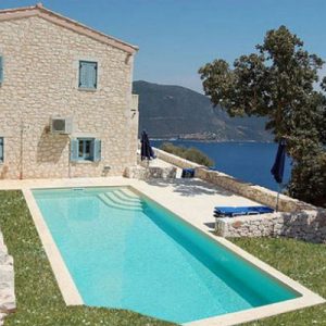 Villa Demeter Up to 8 guests