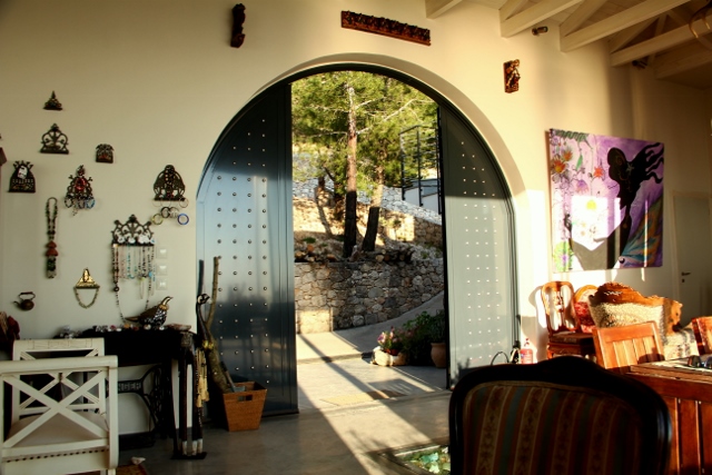 Serenity Boutique Hotel - up to 19 guests - Image 2