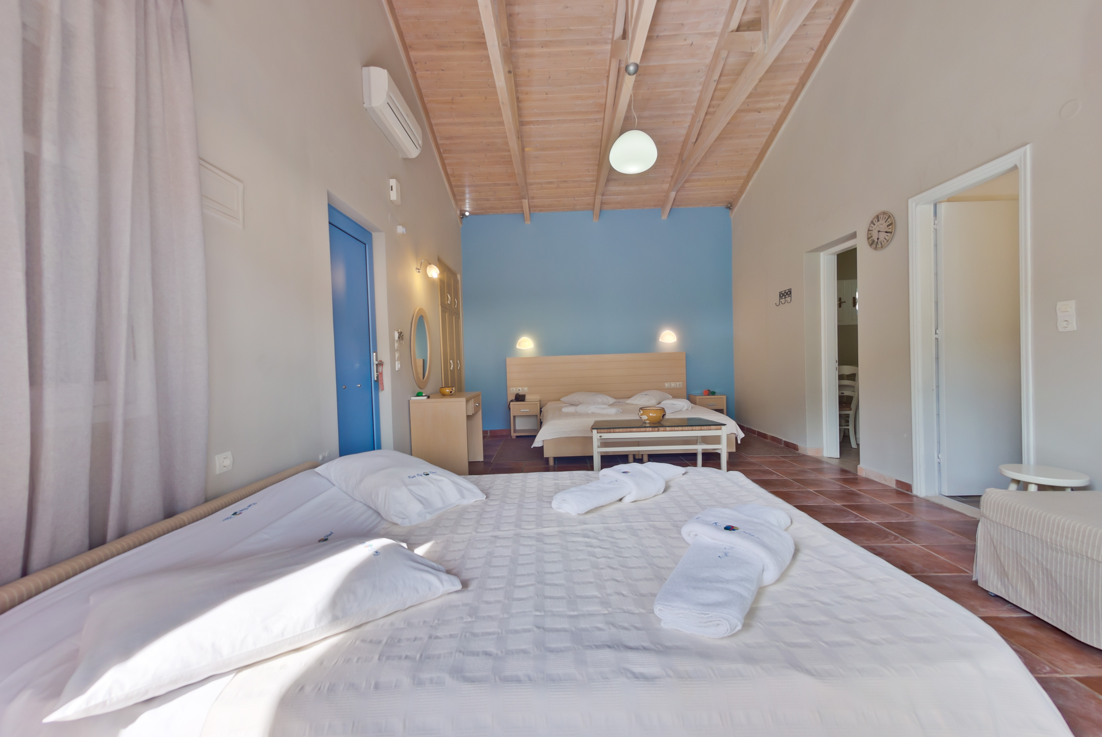 RONDA HOTEL - Image 3