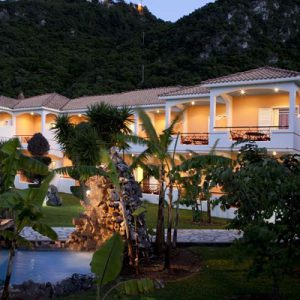 A villa complex close to the sea to 4 guests in the villa