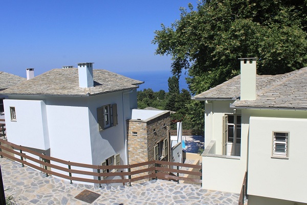 PELION VILLAS COMPLEX עד 6-8 אורחים בוילה
