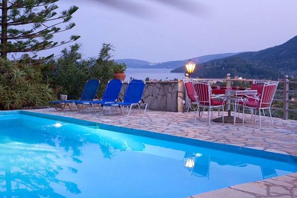 Villa AVI עד 8 אורחים בוילה