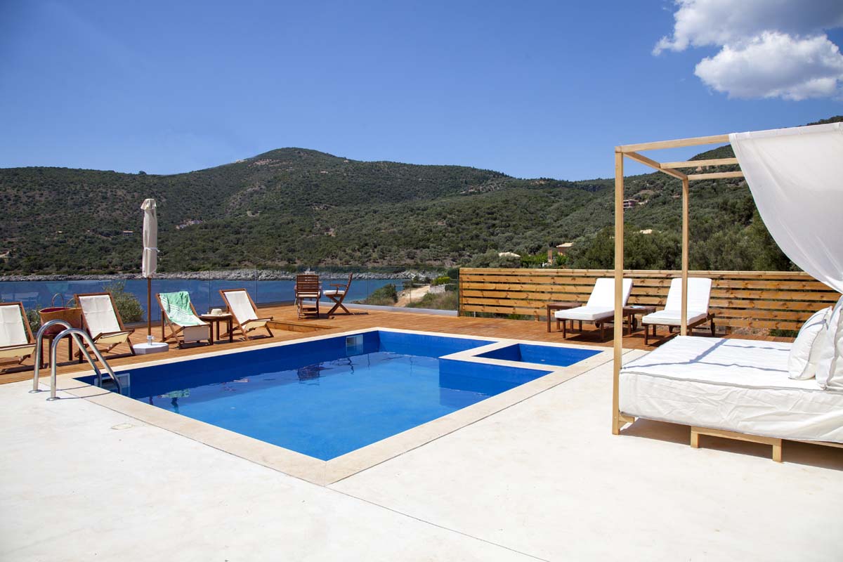 Alma Villa up to 6 guests