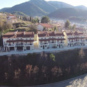 KALAVRITA HOTEL - בדרך ללפקדה