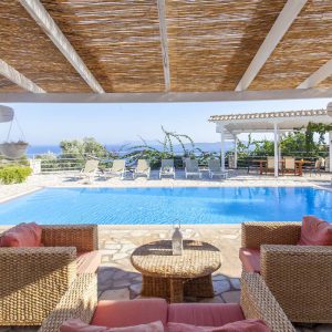 Eleni Villa עד 8 אורחים