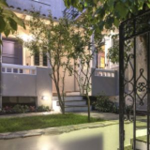 DISCREET BOUTIQUE HOTEL