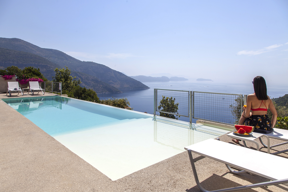 Villa Okanis- Up to 4-5 guests