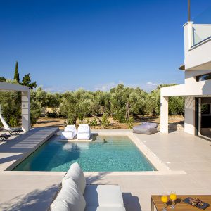 6 אורחים Alice Villa