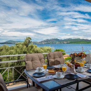 "Melodia" Luxury apartments- 4-6 guests.