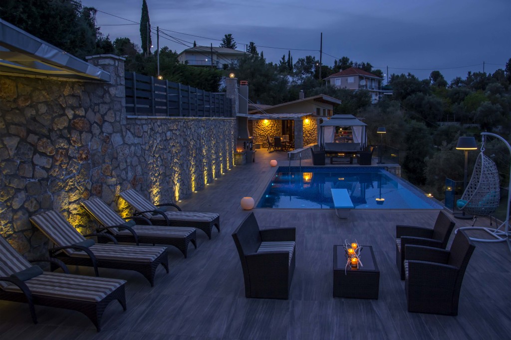 Villa Castro- Up to 8 guests