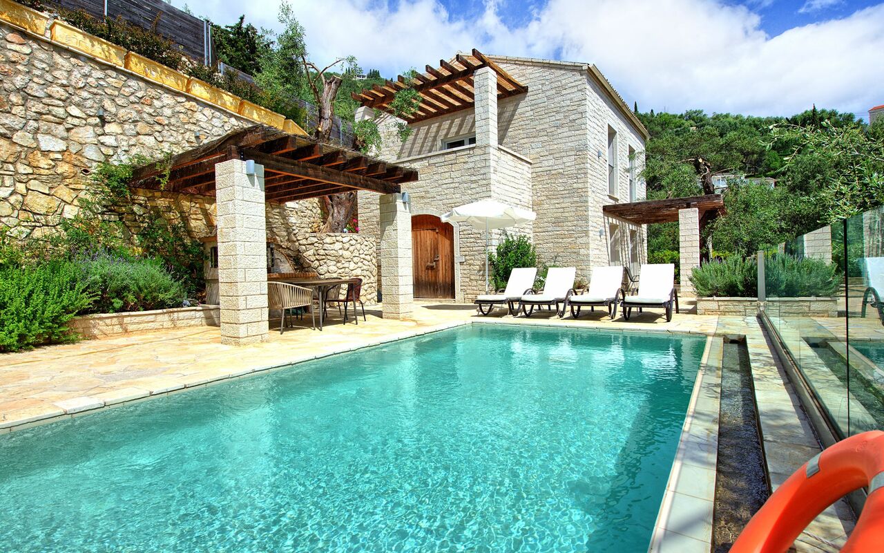 VILLA YEYSEMI עד 4 אורחים קורפו