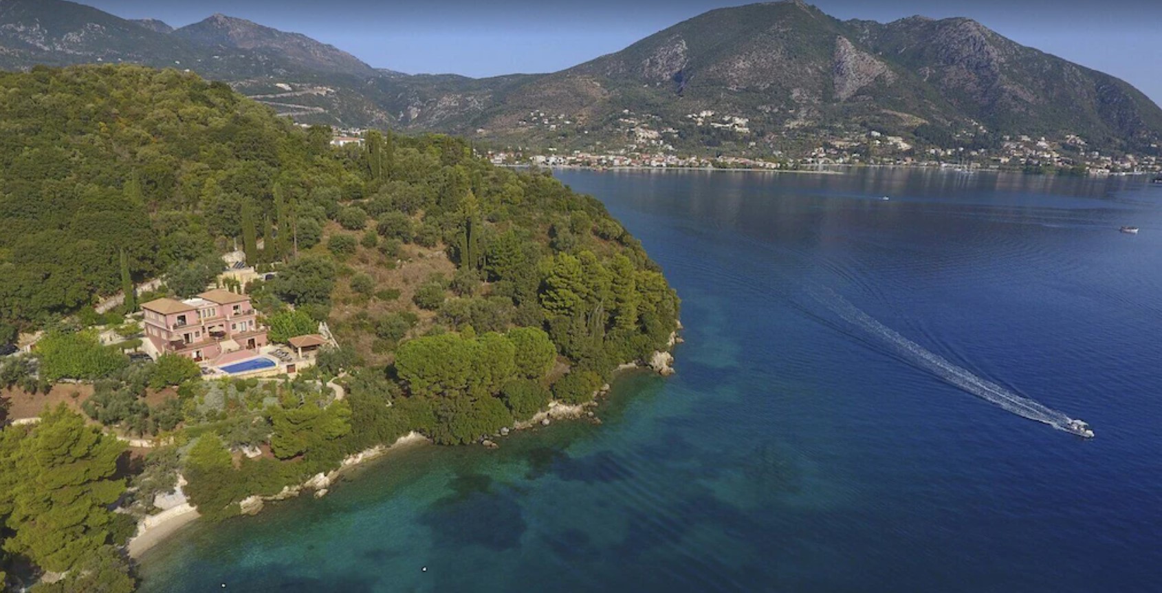 Waterfront Villa עד 12 אורחים – תמונה 5