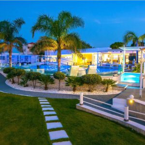 Luxury W Villas בכרתים עד 10 אורחים