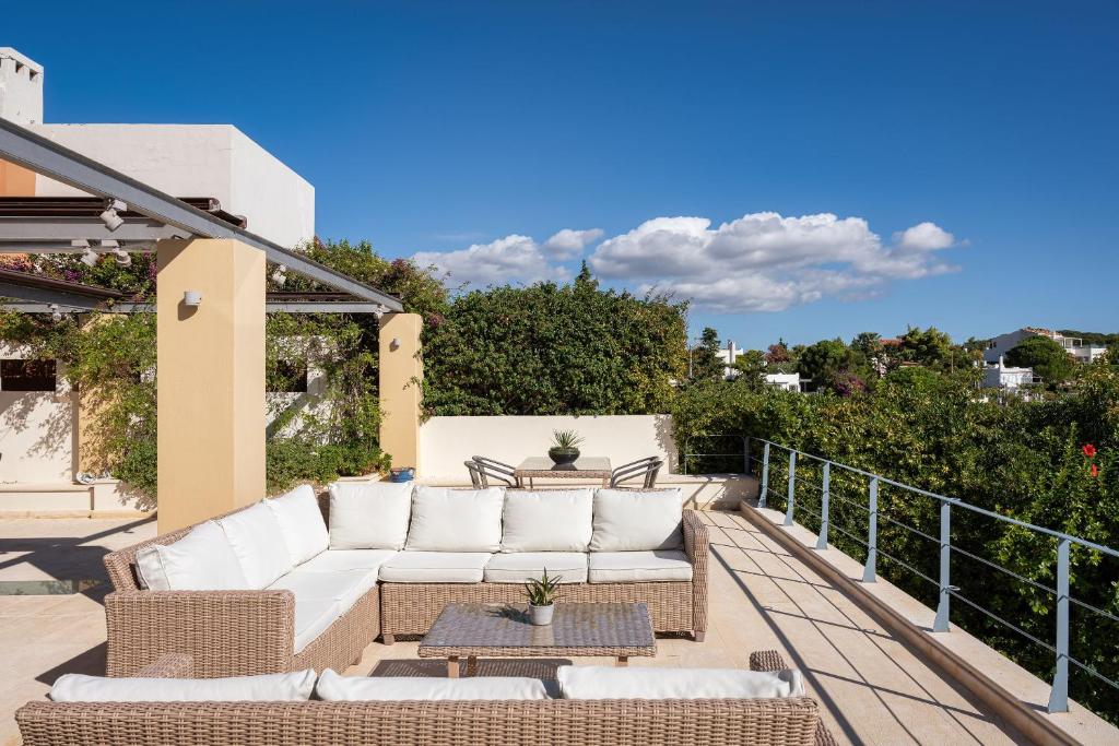 Villa VAR - ריביירה של אתונה עד 8 אנשים – תמונה 2