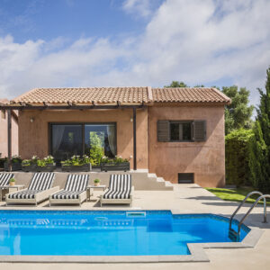 TIRIS VILLA Kefalonia 4-5 אורחים