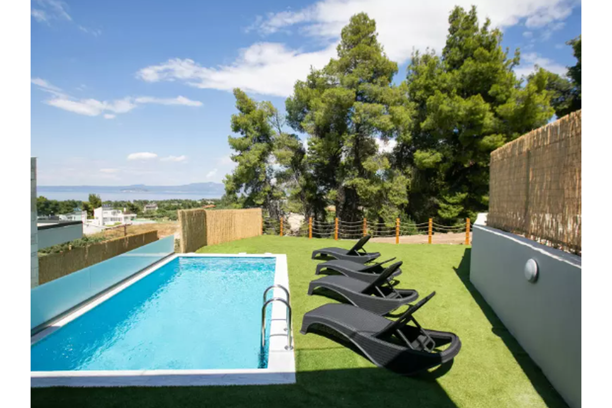 Uporia Villas חלקידיקי