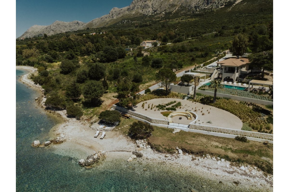 Seafront Villa Rialf – תמונה 2