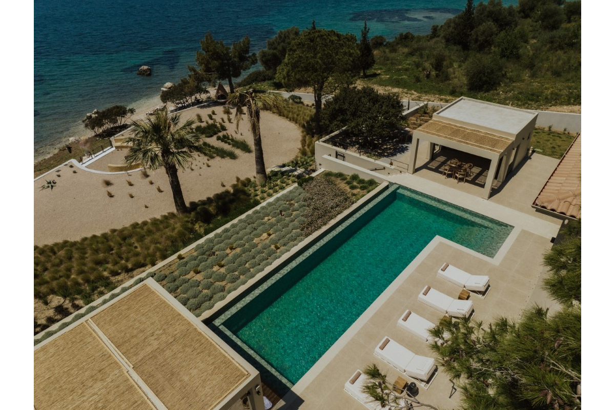 Seafront Villa Rialf – תמונה 5